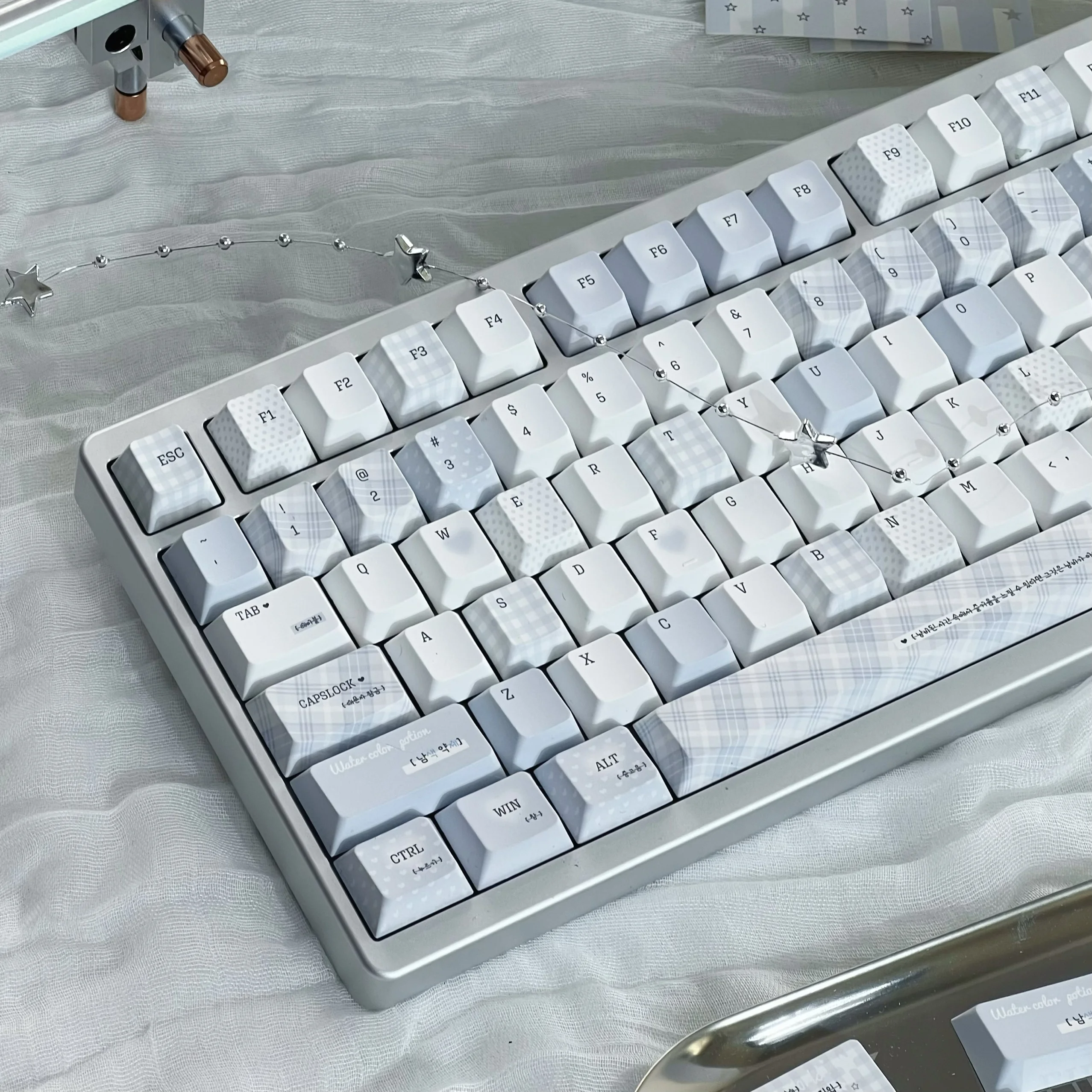 Whispering Keycaps Blue and White Ins Light Color Simple New Original Customized PBT Sublimation Mechanical Keycap Keybo