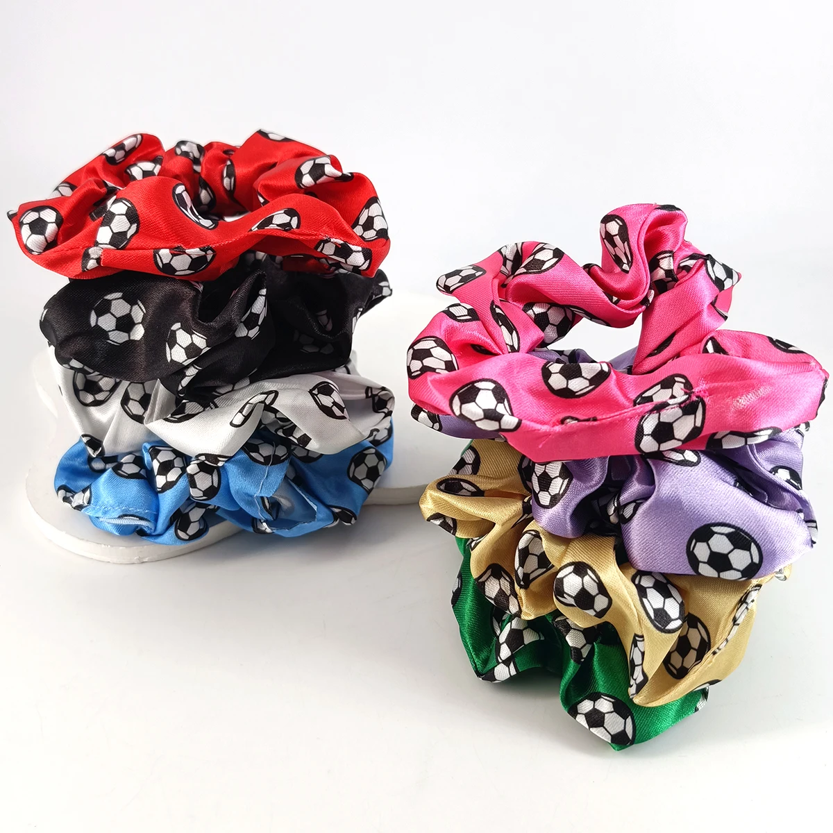 2/6/12 Stück 11cm Modische Fußball-Bedruckte Scrunchies/Haargummis für Damen, Schmuck, Sport-Haarschmuck