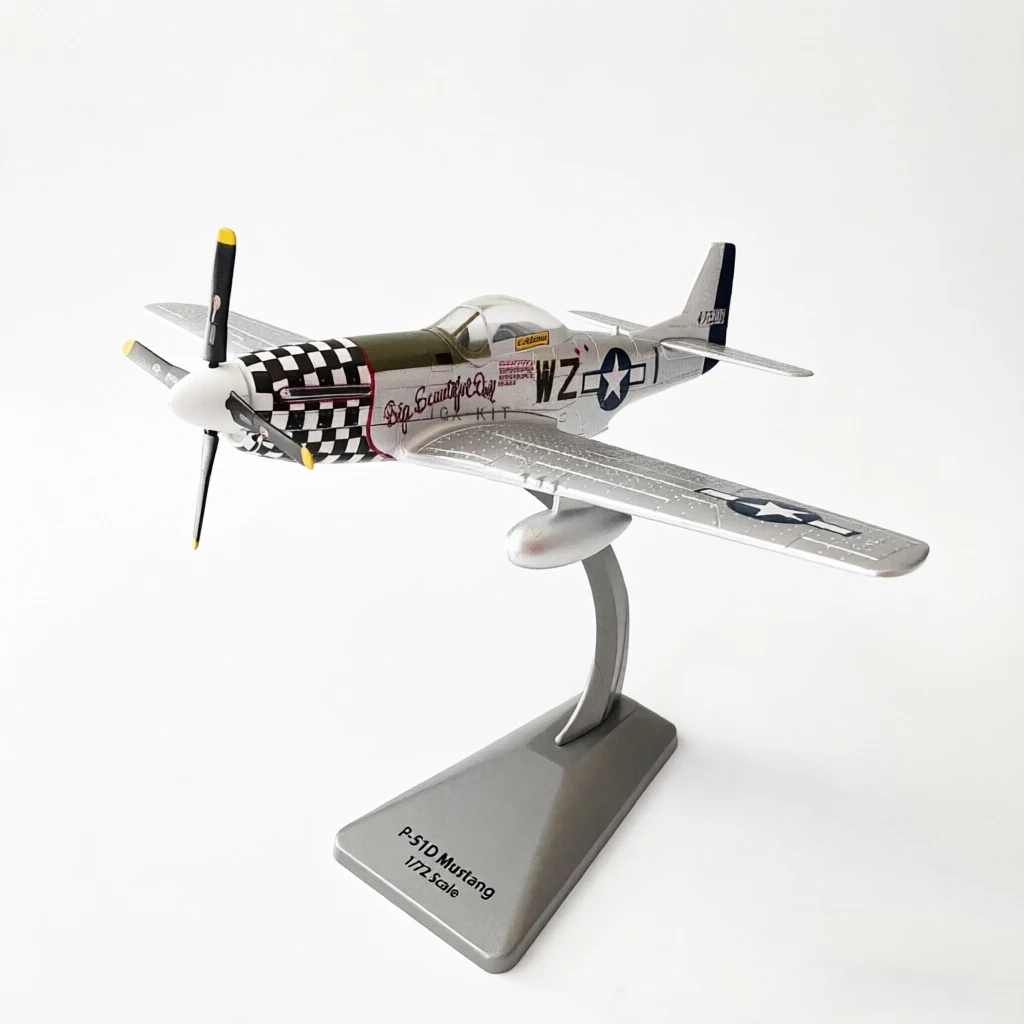 1/72 Scale WWII U.S. P51D Mustang Fighter Plane P-51D P51 Silver Diecast Finished Military Plane Model Collection Ornament Gift