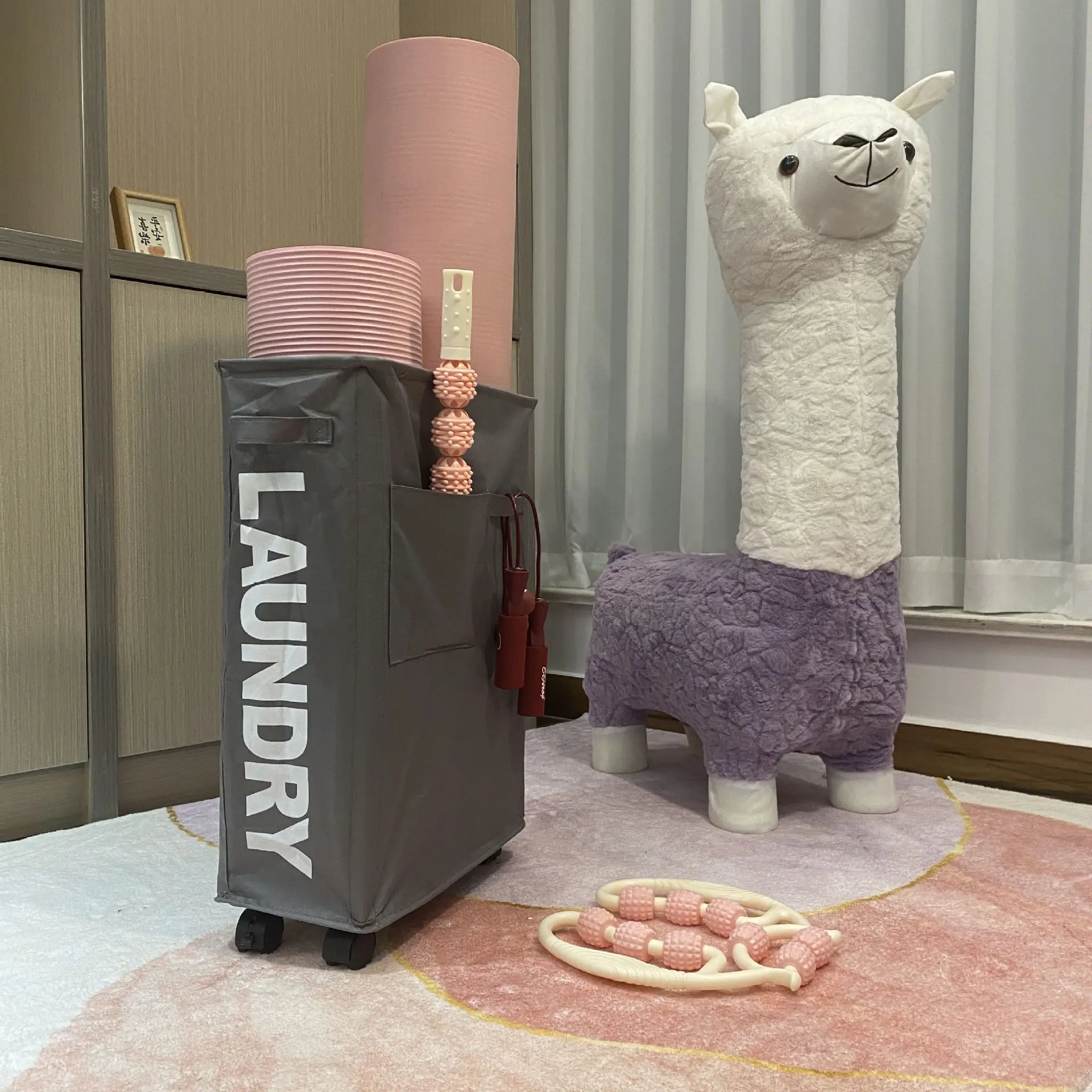 سلة الغسيل مع عجلات سعة كبيرة اليوغا حصيرة سلة التخزين متعددة الوظائف قابلة للطي مقاوم للماء حقيبة تخزين الملابس القذرة #3