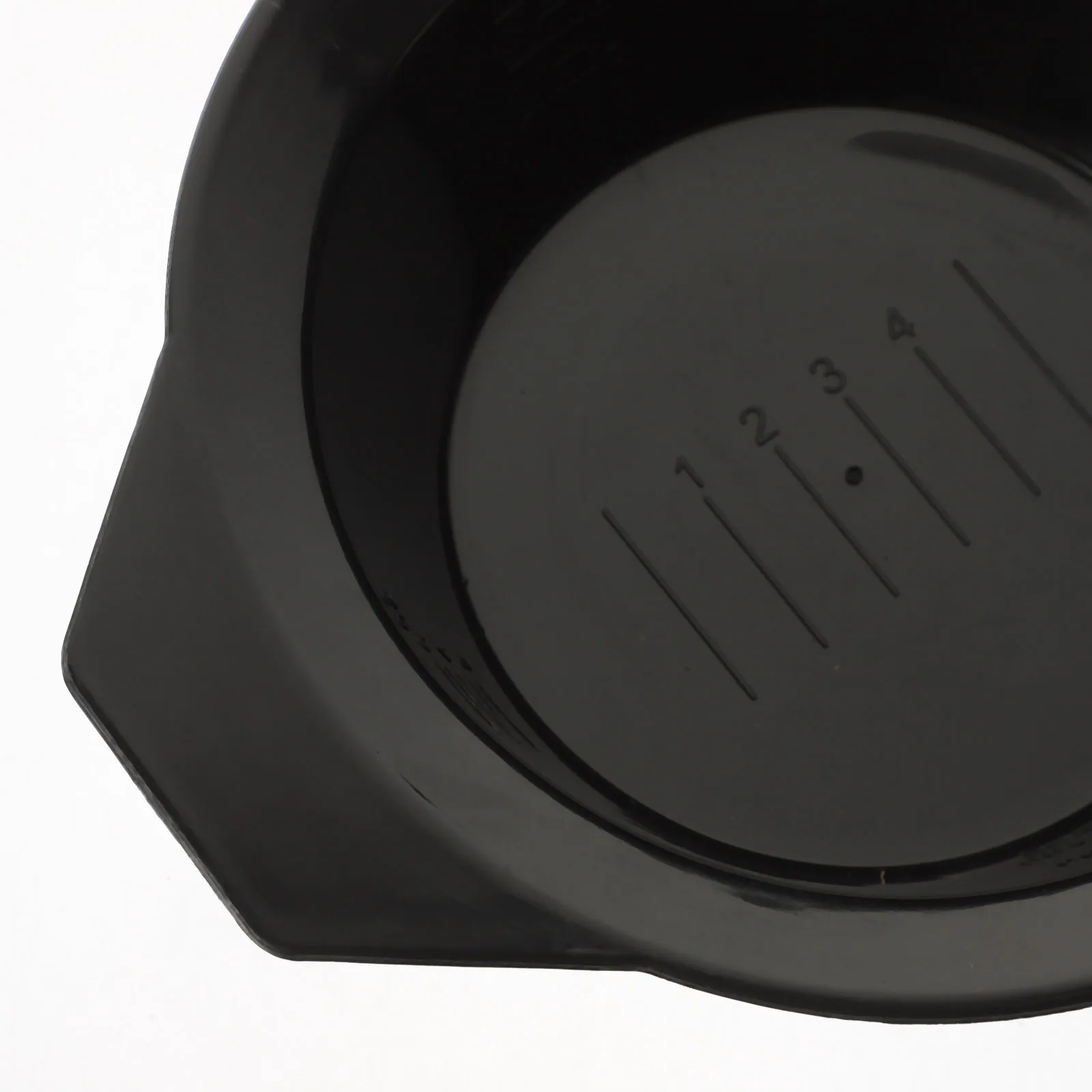 

1 set Hair Coloring Kit Plastic Dyeing Tools For Multi-Color Application Mixing Bowl Comb Applicator Brush Ear Muff Salon Supply