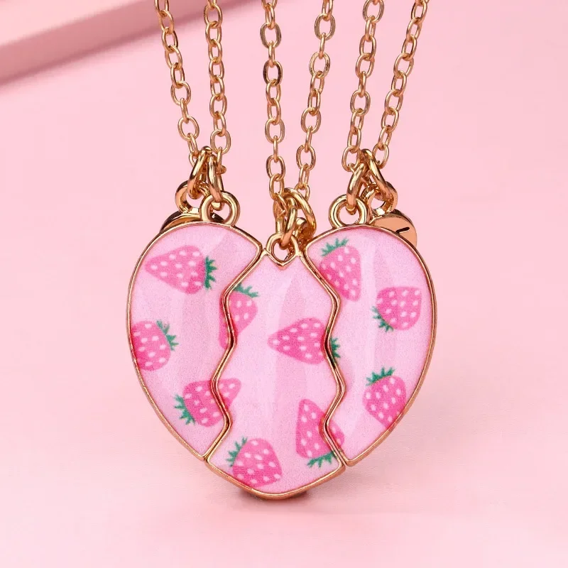 Elviragirl 3Pcs/set Strawberry Print Alloy Pendant Best Friend Necklace for Kids Girls Fashion Friendship Gifts