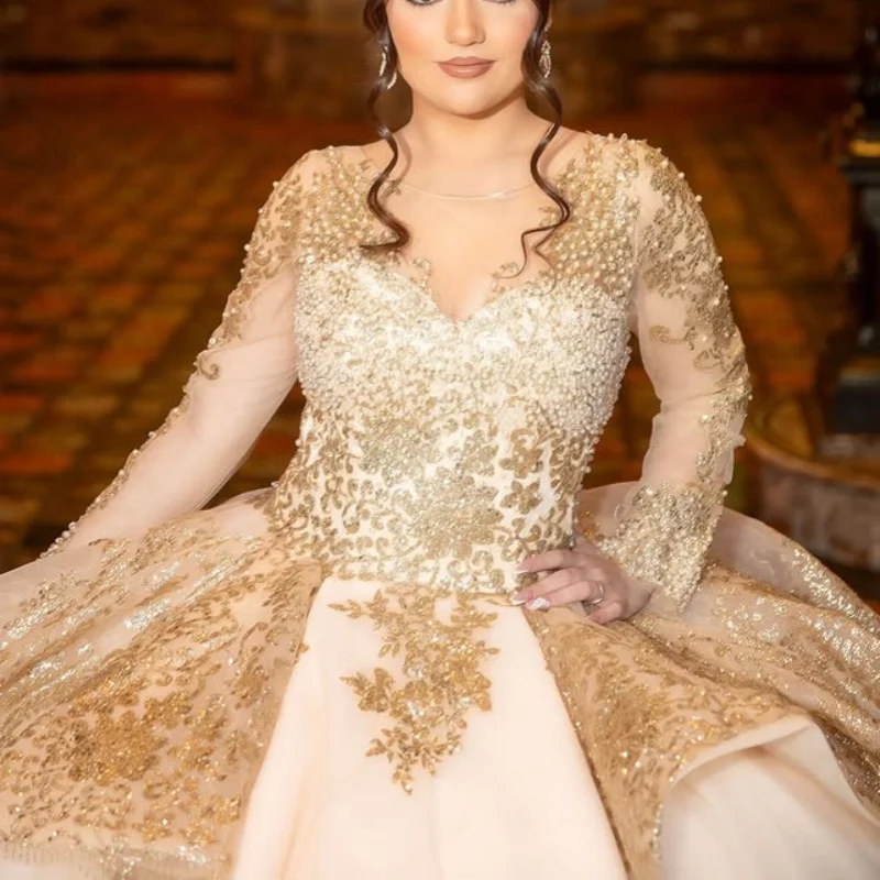 

Shiny champagne Quinceanera Dress off-shoulder crystal Pearl jewelry decal Long tail Bow vestidos de 15 Quinceanera ﻿Customize