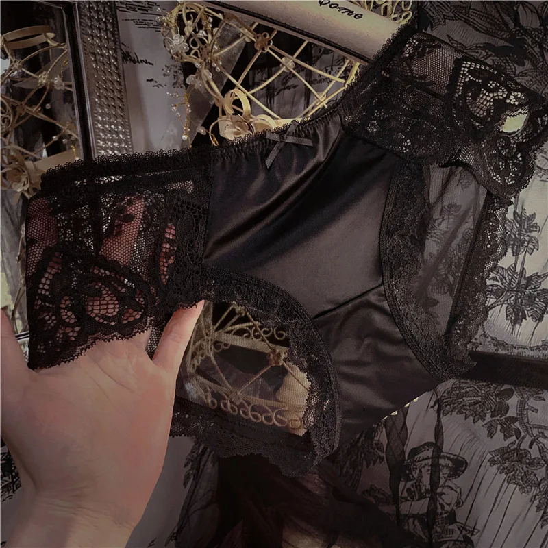 French Style Heart Satin Lace Hollow Out Embroidery Transparent Mesh Low Waist Purely Seductive Women's Triangle Panties