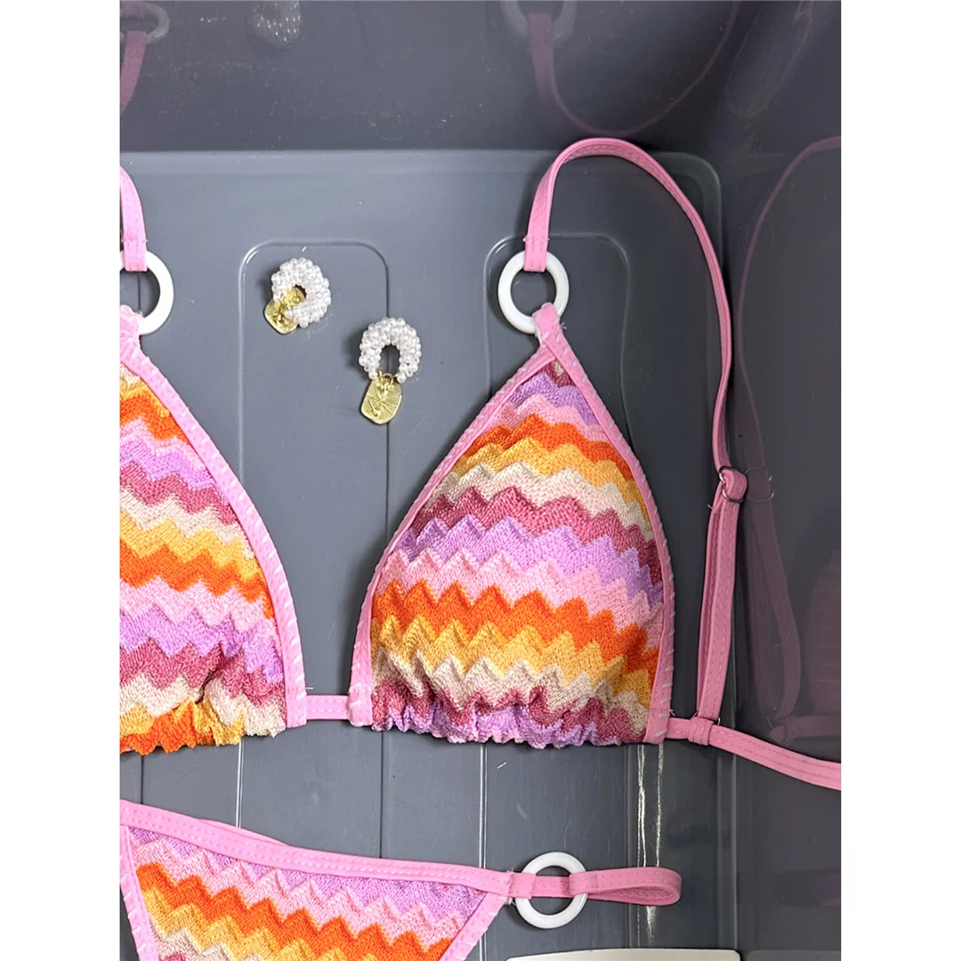 Sexy Bikini mit Wellenmuster, Damen-Badeanzug, zweiteiliges Bikini-Set, hoher Beinausschnitt, gepolstert, Badebekleidung, Badeanzug, Modell V7952. – Detail 10
