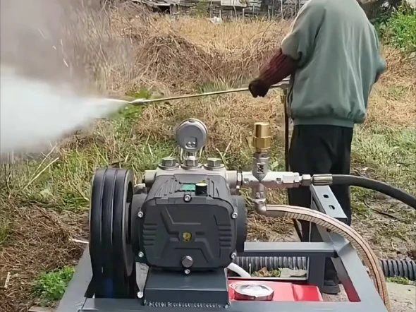 Picture 7: High Pressure 45L 60L Sewer Drain Dredging Water Jetting Pipe Cleaning Machine