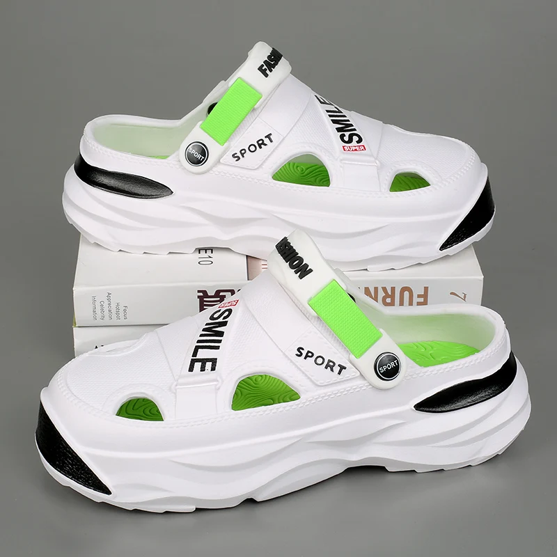 New Mens Sandals Mens Clogs Summer Beach Slippers Men Outdoor Casual Slippers Sneakers Water Shoes Male Big Size 45 46