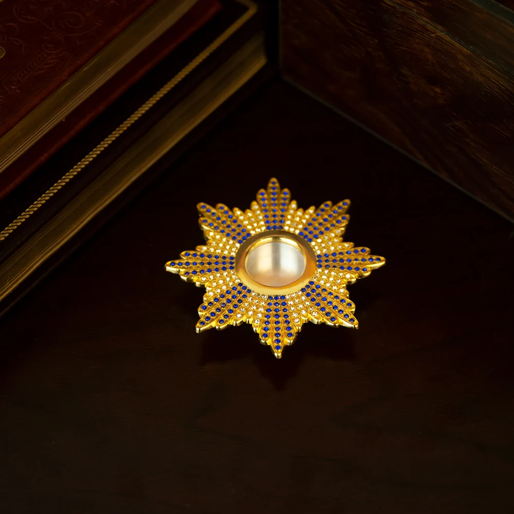 New Orthodox Reliquary Box Zinc Alloy Gold Plated Reliquary exquisite Box Family Prayer Corner Decoration Gifts for the Faithful