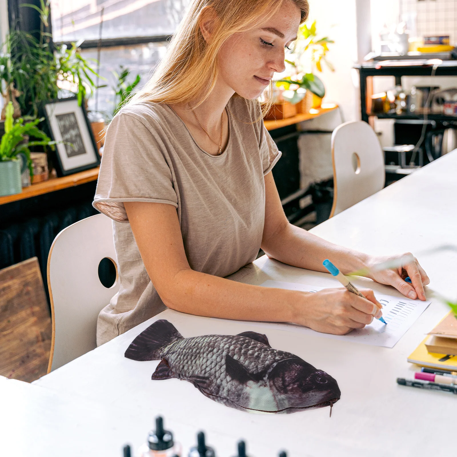 

Fish Shape Pencil Bag Large Capacity Stationery Organizer For Students Pen Storage Pouch Creative School Supplies