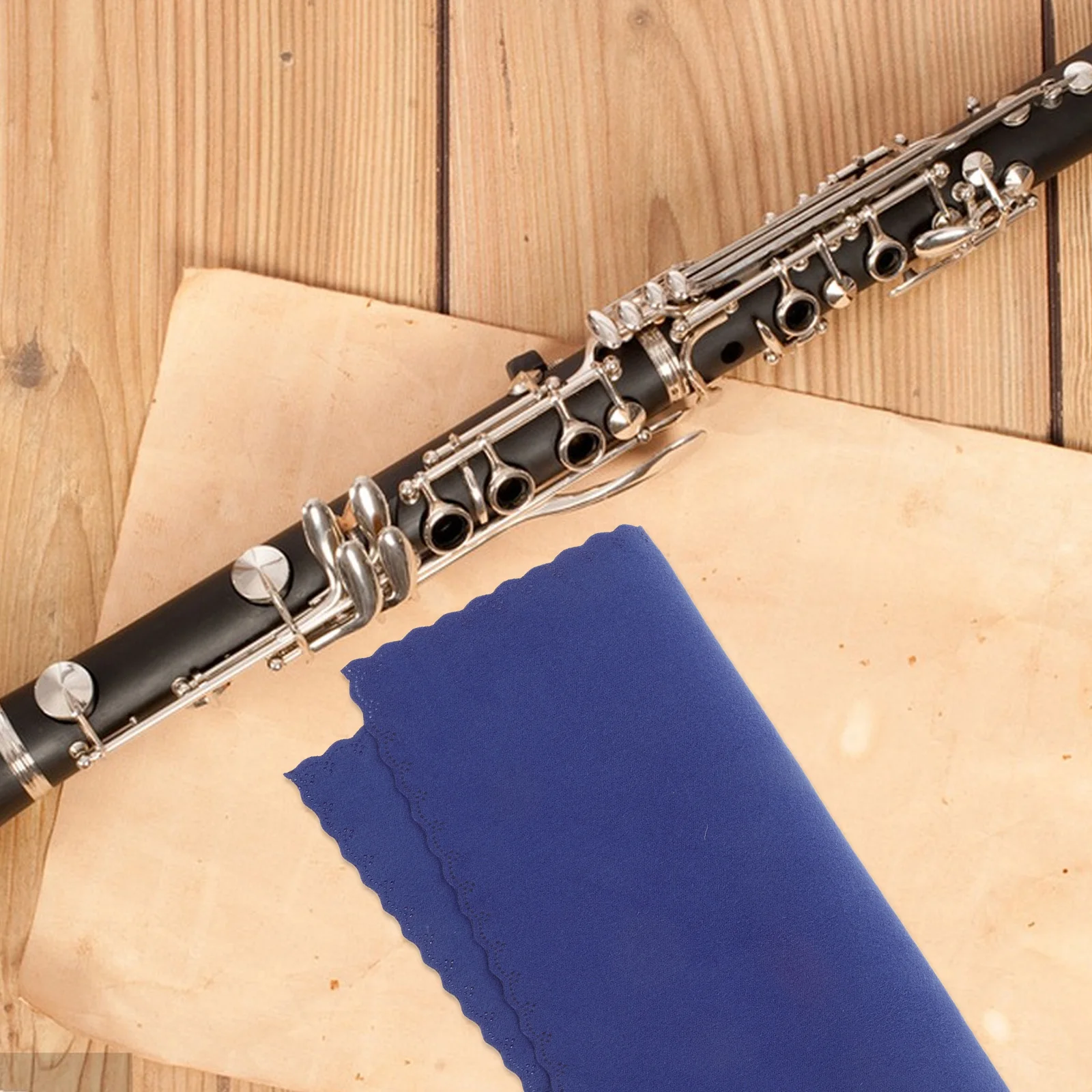 

1pcs Instrument Cleaning Cloth Durable Double-sided Fleece Flute Clarinet Saxophone Guitar Polish Cloth Music Accessories