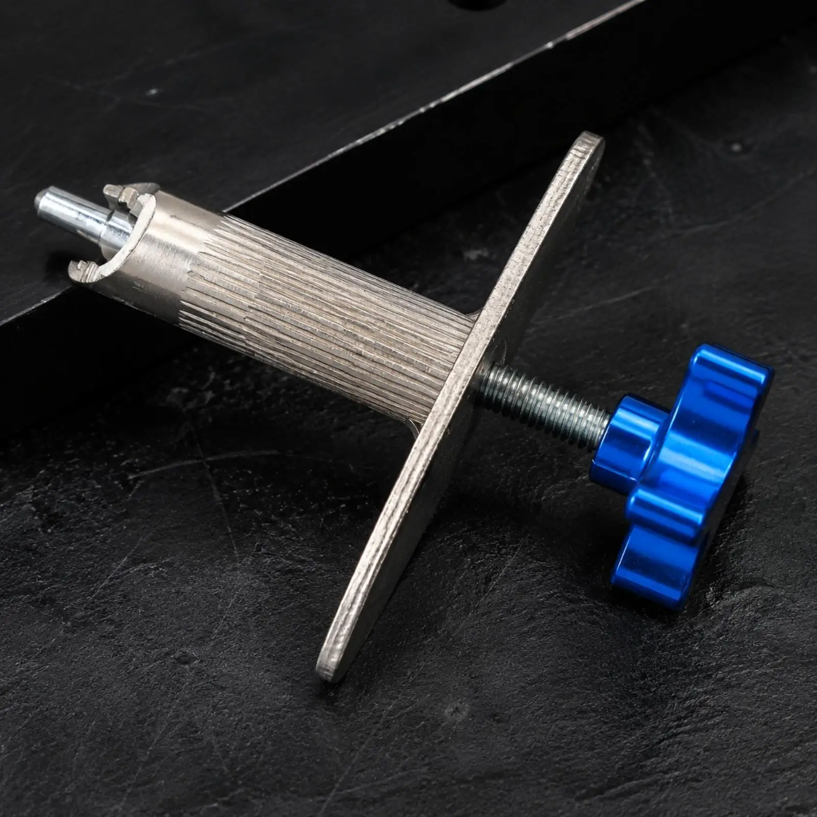 Workshop Nozzle Flow Regulator Hand Operated Rate Tuning Tool 45 Steel Tapered Tip 9.5cm Height for Routine Car Nozzle Servicing
