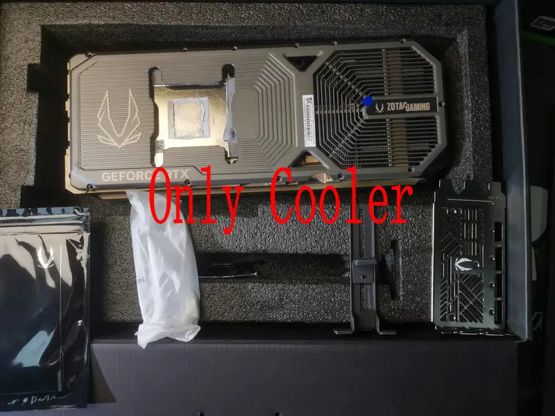 مبرد المبرد الأصلي لبطاقة الفيديو ZOTAC GeForce RTX5090 AMP مع لوحة خلفية #2
