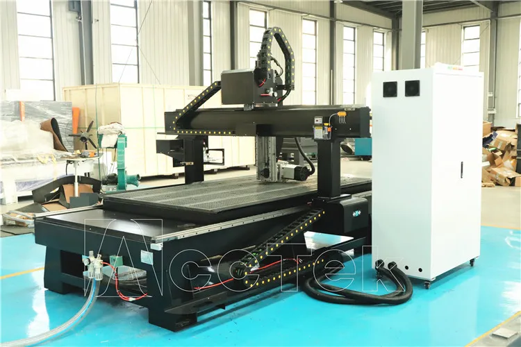 ส่วนลด 1325 1530 4 แกน CNC ไม้ Router เครื่องกัดอิตาลีแกนสําหรับเฟอร์นิเจอร์ประตูตู้และงานไม้
