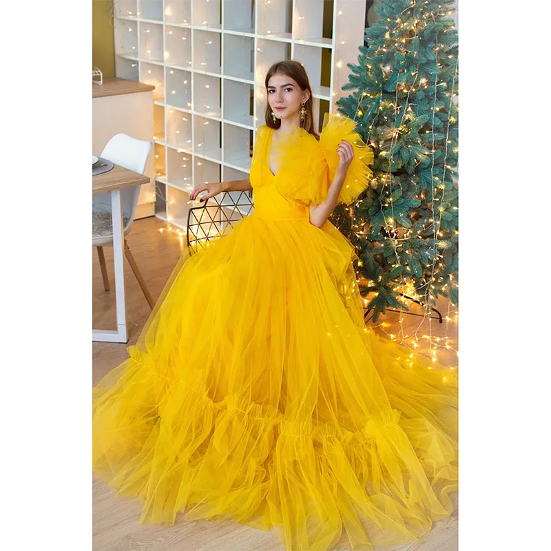 Vestido de noite sem mangas em V para mulheres, amarelo, vestidos de baile, babados, tule, trem de varredura, personalizado