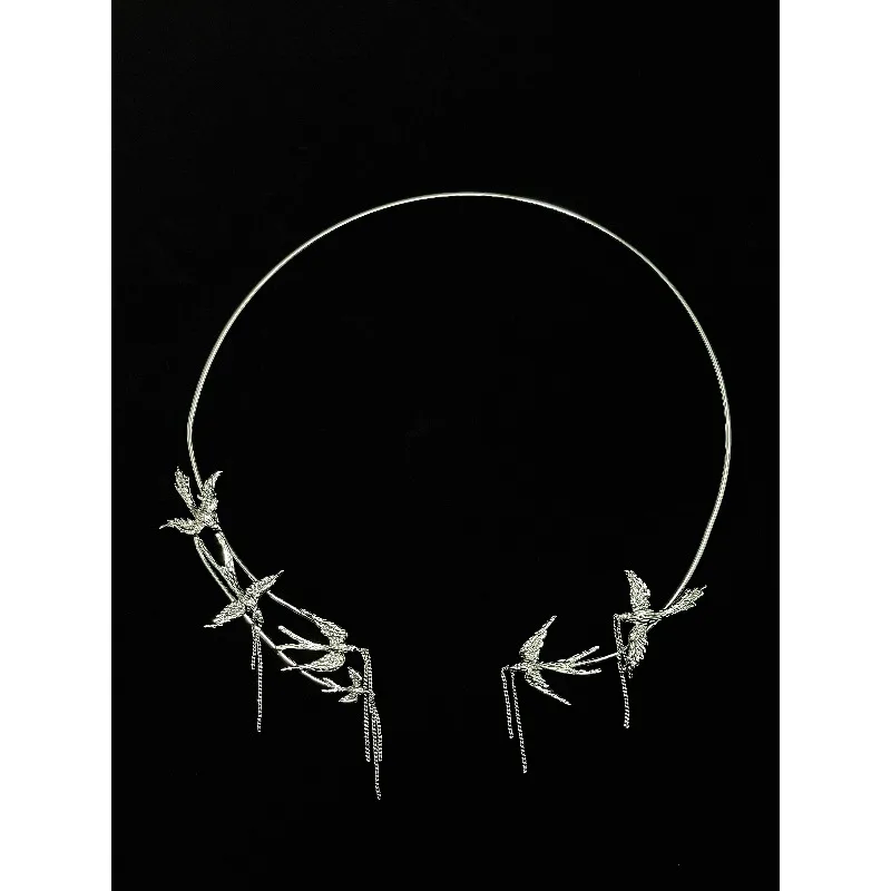 Vintage Swallows Leave Marks Collar