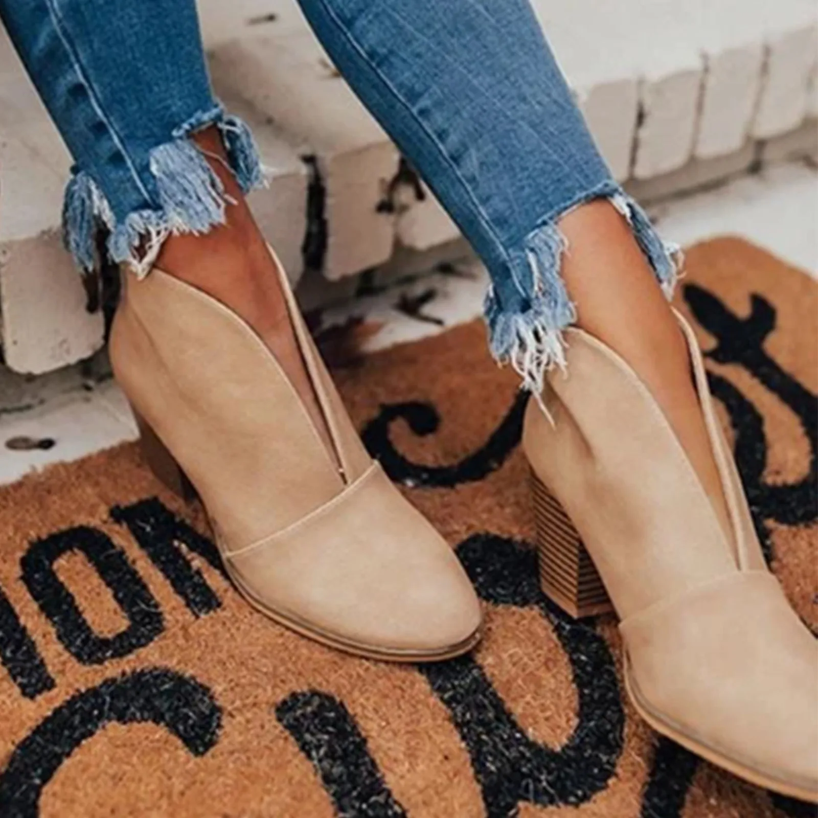 Women Ankle Boots Autumn Winter Solid Round Toe Women Shoes Casual Comfortable Thick High Heels Booties Fashion Hollow Out Boots