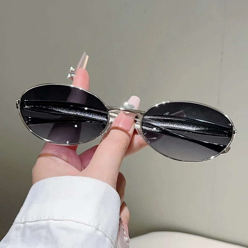 

Винтажные овальные металлические солнцезащитные очки, женские модные ретро уличные повседневные очки, мужские новые модные брендовые дизайнерские декоративные очки UV400, очки