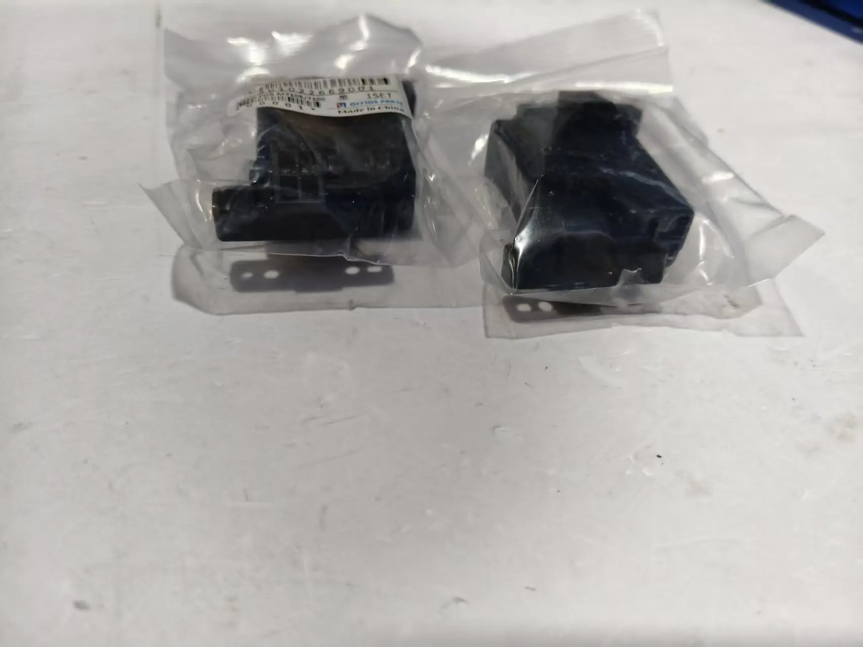 

50pcs 301022338001 301022669001 Scanner Cover Hinge for PANTUM M6500 M6550 M6600 M6502 M6506 M6507 M6552 M6557 M6607