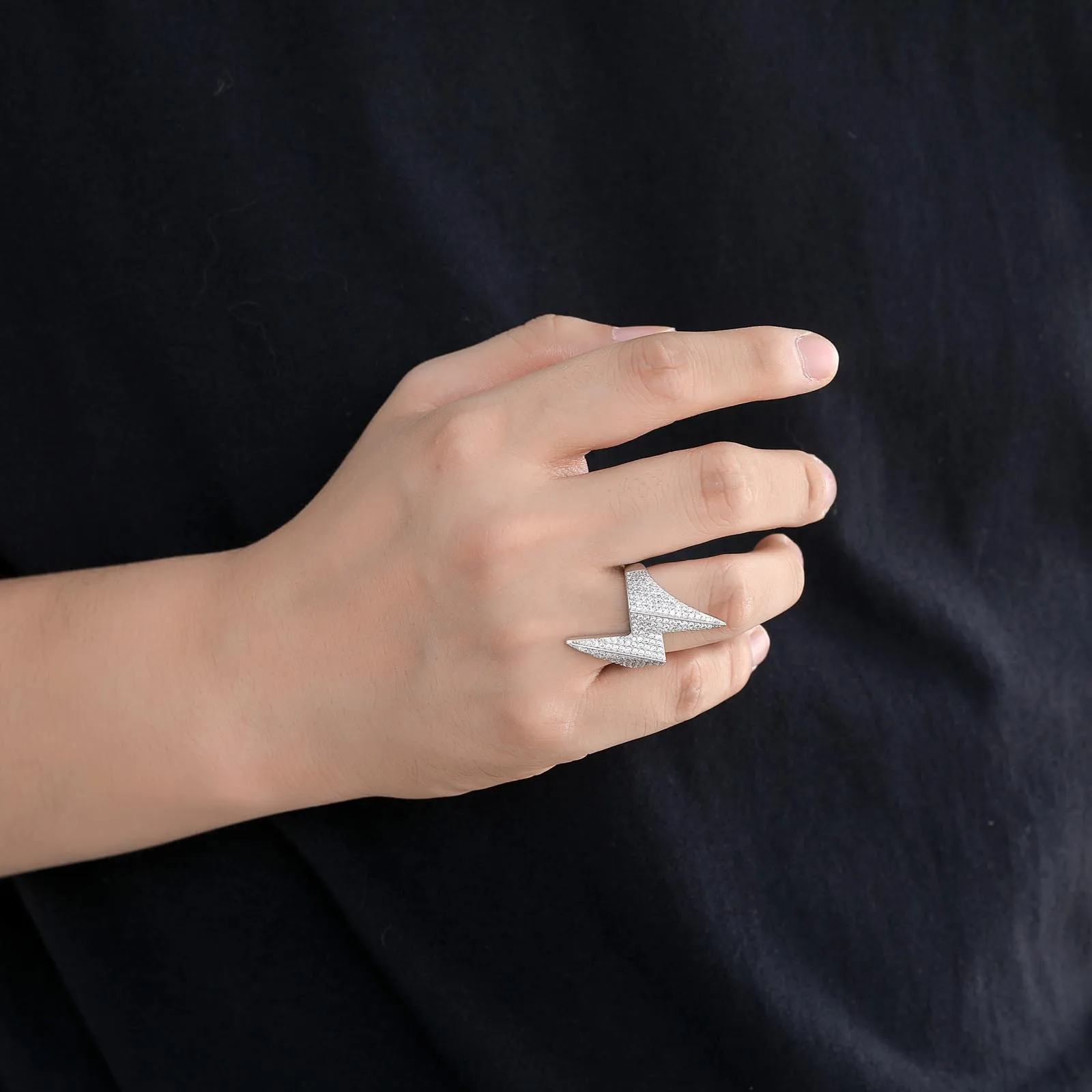 

Men' Fashion Jewelry Iced Lightning Ring AAAAA Cubic Zirconia Ring Gold/Silver Color Hip Hop Jewelry for Rappers