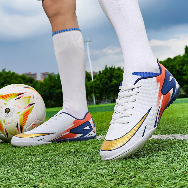 TF/FG Men Original Football Shoes Society Cleats Soccer Shoes Fast Professional Indoor Football Field Boots Sneaker Training