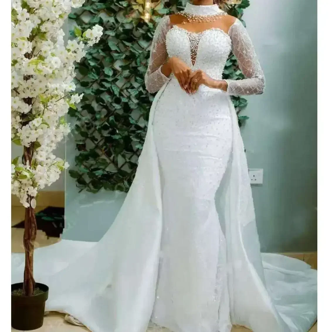 Abito da sposa personalizzato scintillante con collo alto e perle scintillanti, abiti da sposa, corsetto africano, maniche lunghe, abito da sposa