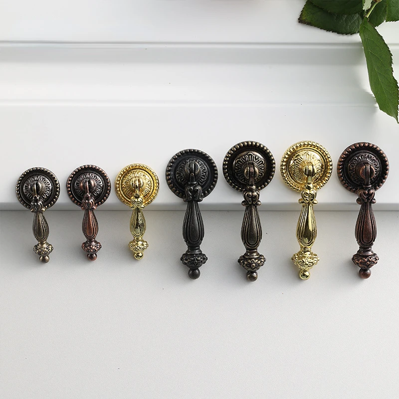 Retro Bronze Kitchen Cabinet Knobs Cupboard Door Handles Vintage Wardrobe Furniture Handle Jewelry Box Drawer Pulls Door knocker