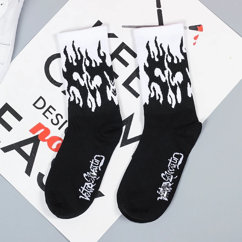 1 pair Fashion Hip Hop Hit Color On Fire Crew Men Socks Red Flame Blaze Power Torch Hot Warmth Street Skateboard Cotton Socks