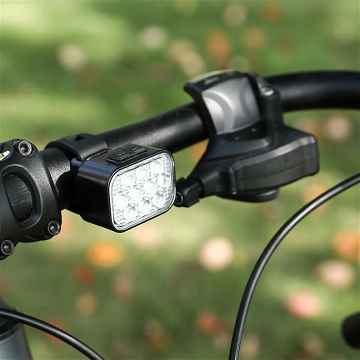 مجموعة مصابيح الدراجة BVBV الأمامية والخلفية USB شحن خوذة جبلية مصباح أمامي لدراجة الطريق الضوء الخلفي