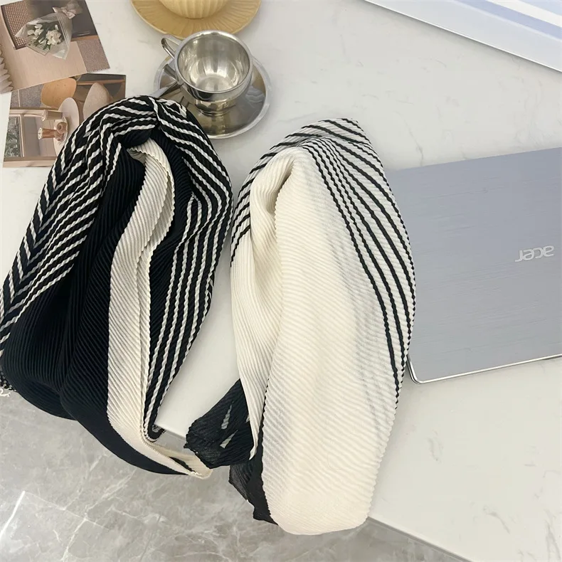 Women Pleated Print Silk Scarf Satin Spring Summer Scarves Knitting Square Neckerchief Solid Color Headscarf Decorative YC30