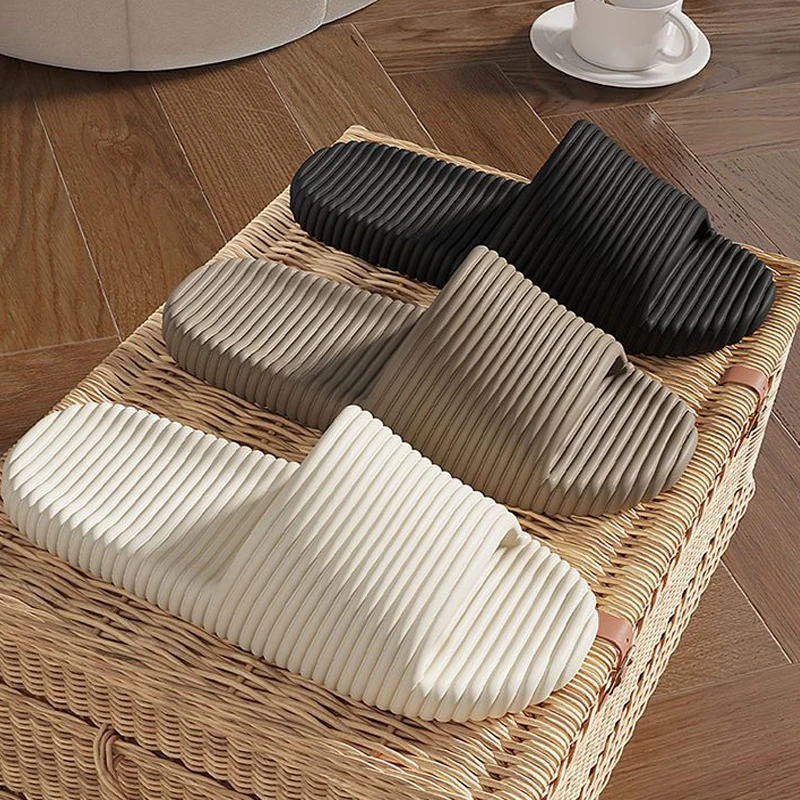 Fashion Men's Slippers Summer Comfortable Anti-Slip Soft Soles House Sandals for Indoor Outdoor Beach Breathable Shower Slide