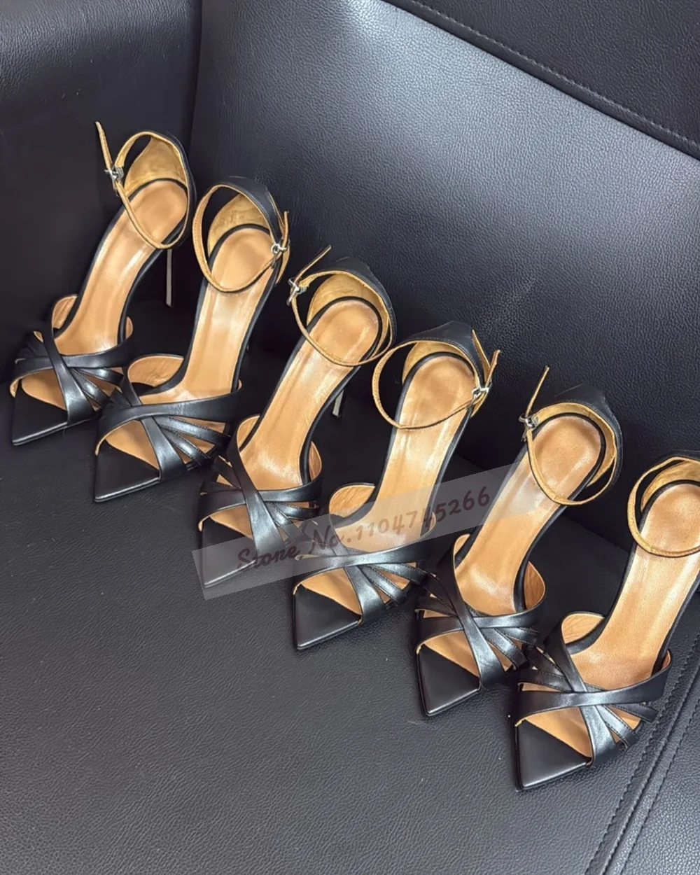 Kobiety Nude Black Matte Cross Strappy Sandały Pointed Toe Hollow Out Caged Dress Shoes Ankle Buckle Strap Elegant Dress Pumps