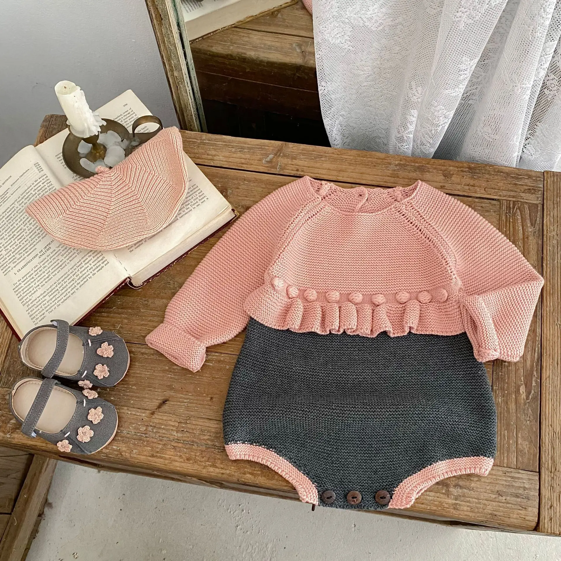 ‌2025 Fall Baby Girl Romper Contrast Color Knit Long Sleeve Round Neck Cute Sweet Playsuit Jumpsuit Outfit 0-24 Months