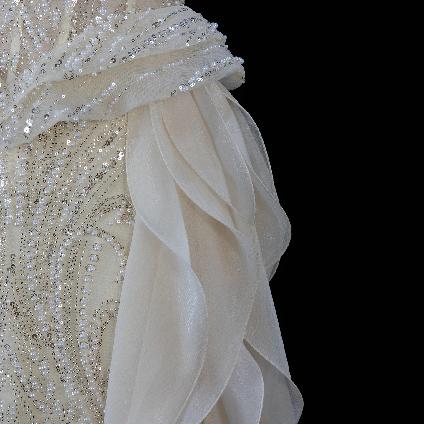 Sharon Said Luxuriöses Pfirsichfarbenes Schulterfreies Meerjungfrauen-Abendkleid mit Abnehmbarer Rüschen-Schleppe, Formelle Anlass-Partykleider SS236 Maßanfertigung – Detail 16