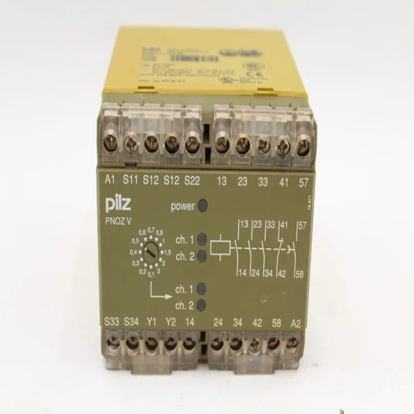 

V 3S 24 474789 Реле безопасности Совершенно новое оригинальное пятно Plc