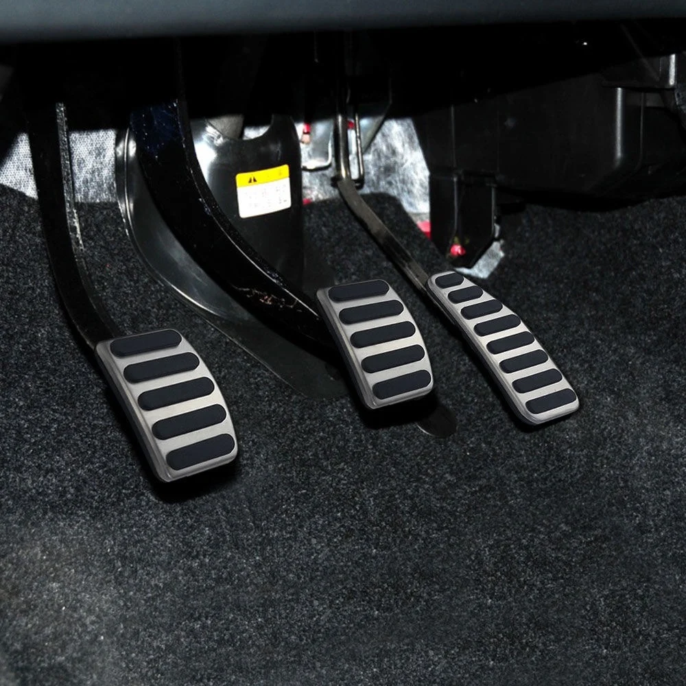 Stainless Steel Car Pedals Gas Brake Pedal Covers for Suzuki Jimny Jimni Swift Dzire Ciaz Wagonr Ertiga Baleno Accessories