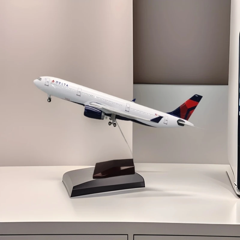 

47CM Home Decor 1:135 Scale Airplane Model A330 DELTA Airlines Airway W Base Wheel Lights Resin Assembly Aircraft Plane