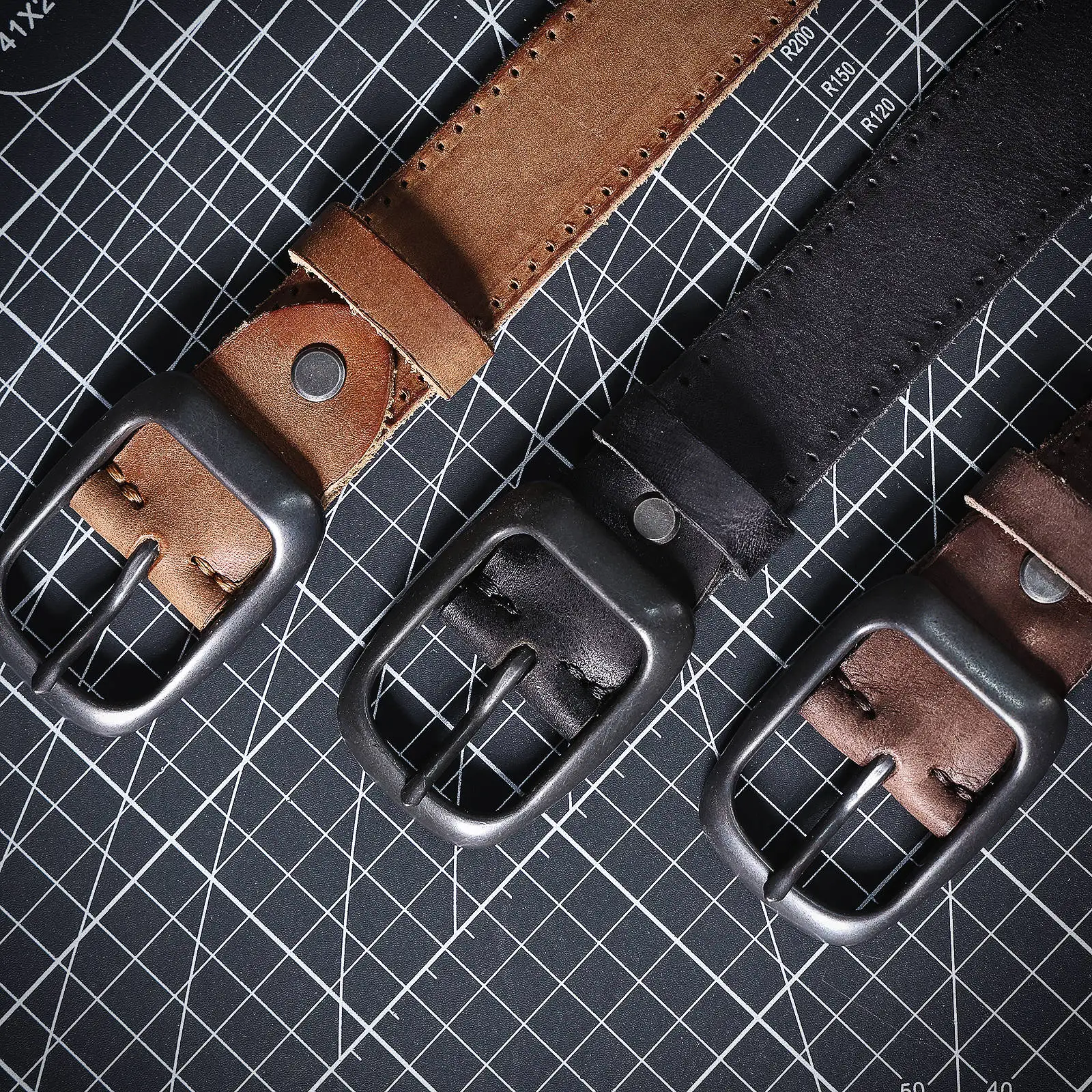 Echtleder-Herrengürtel aus Rindsleder, italienisches dickes Leder mit Geschenkbox, vielseitiger Retro-Jeansgürtel für Herren, ideale Wahl als Geschenk. – Detail 12