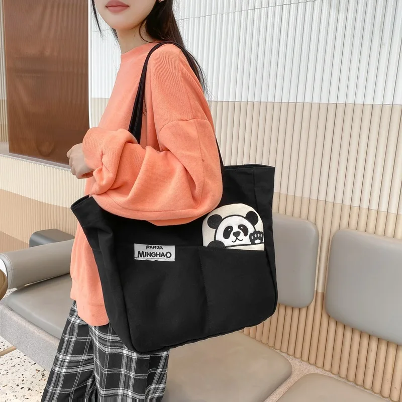 Cartoon panda canvas bag Panda Shoulder Bag Women Handbag Shopping Bag Tote Bag Versatile Casual Storage Bag Chain Crossbody Bag