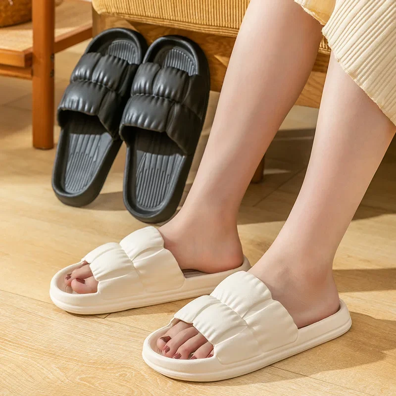 Women\'s Soft Bottom Cloud Slippers Four Seasons Summer Couple Slippers Indoor Outdoor Beach Sandals EVA Anti-slip Flip Flops