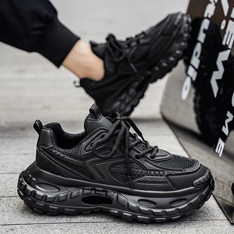 High quality platform dad shoes Thick sole durable breathable mesh fabric Casual mens shoes Suitable for mens wear Sizes 39-44