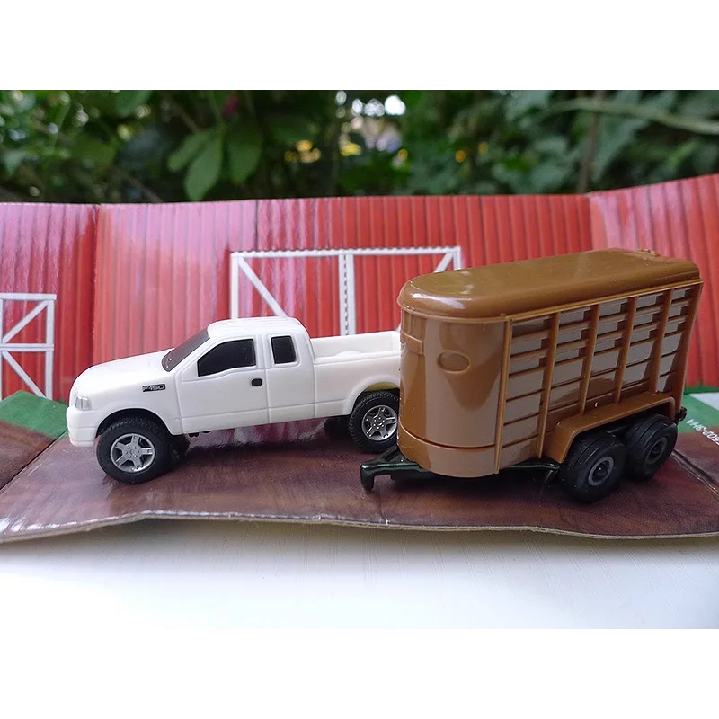 

Diecast ERTL 1:64 Scale Truck Ford Agricultural Alloy Car Model Collectible Toy Gift Souvenir Display Ornament