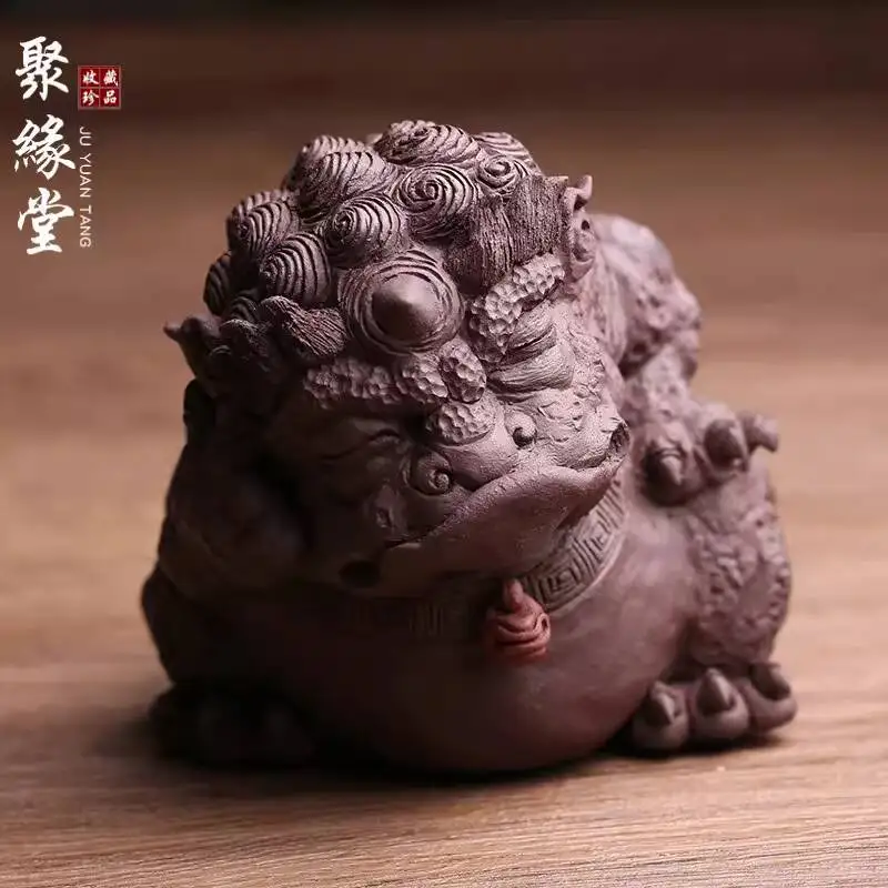 Yixing Purple Clay Pet Ornament, Wealth-Attracting Pixiu, Fully Handmade By Renowned Artist Liu Zuiming, Premium Accessory, Can