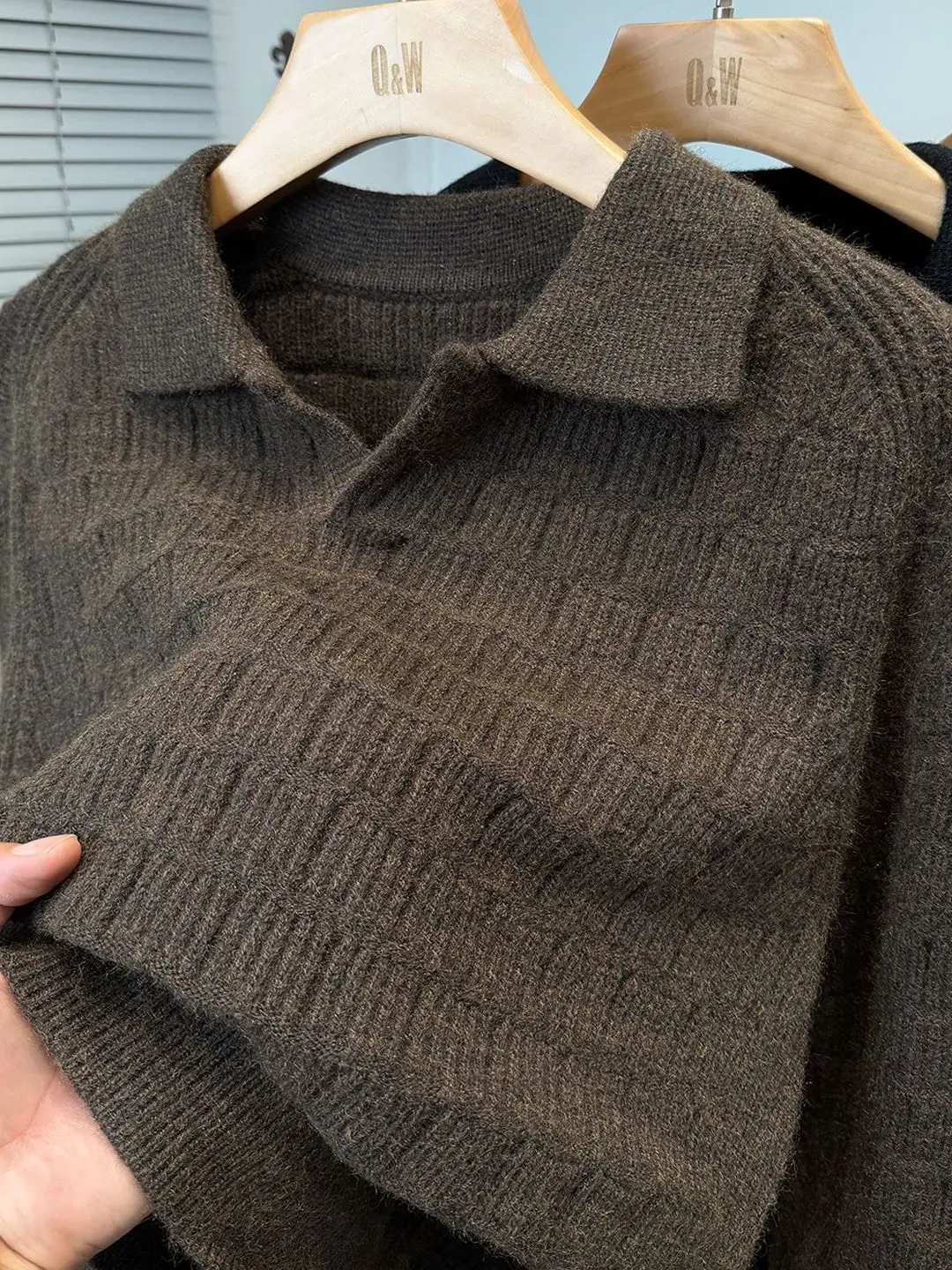 

Casual Sle Thiened Long Sve Knitted Sweater Men's Loose Fit Collared Pullover Faionable Urban Winter Base irt