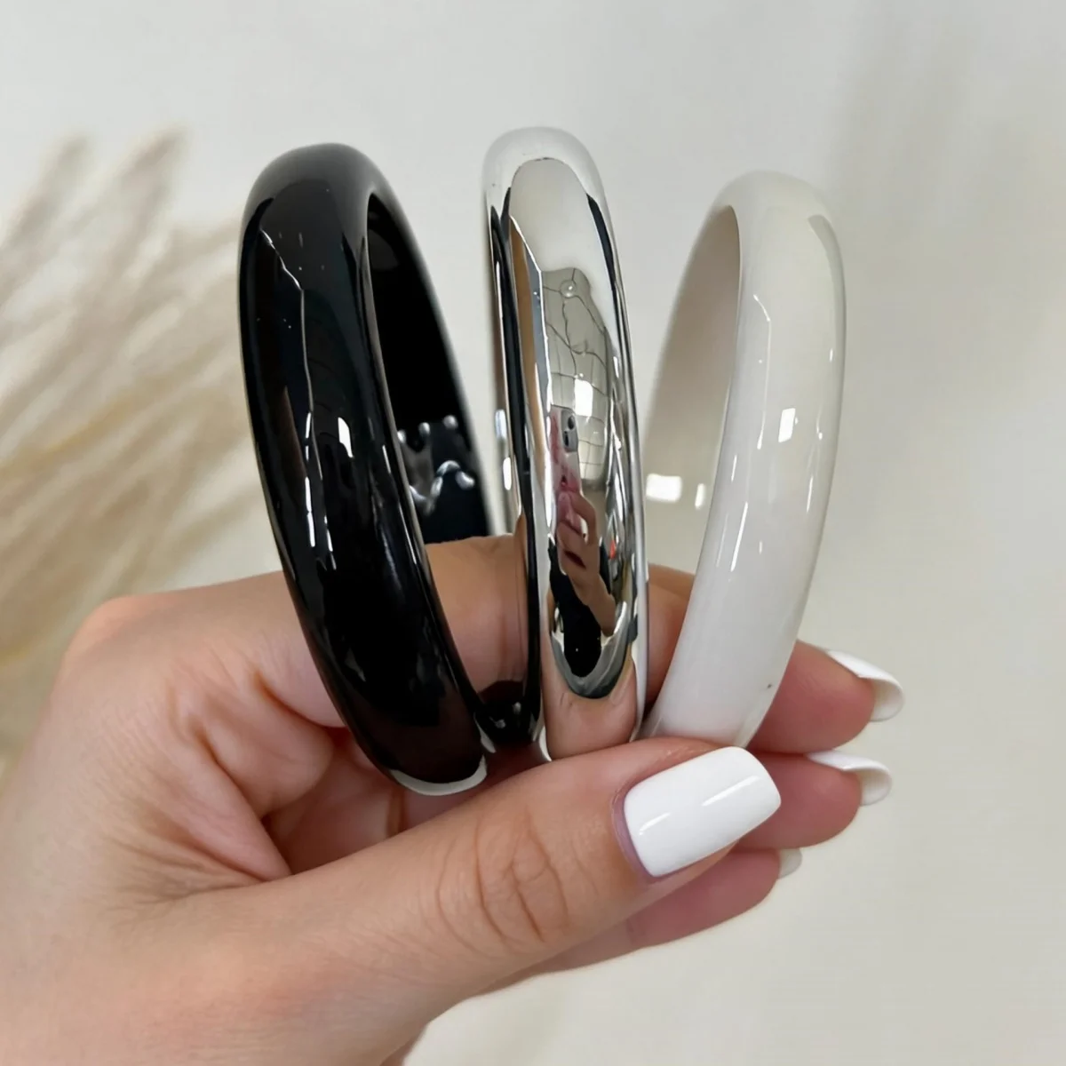 3Pcs/Set Punk Black White Round Resin Bracelets Set for Women Simple Personality Bangles Vintage Bangle Female Jewelry 2026 New