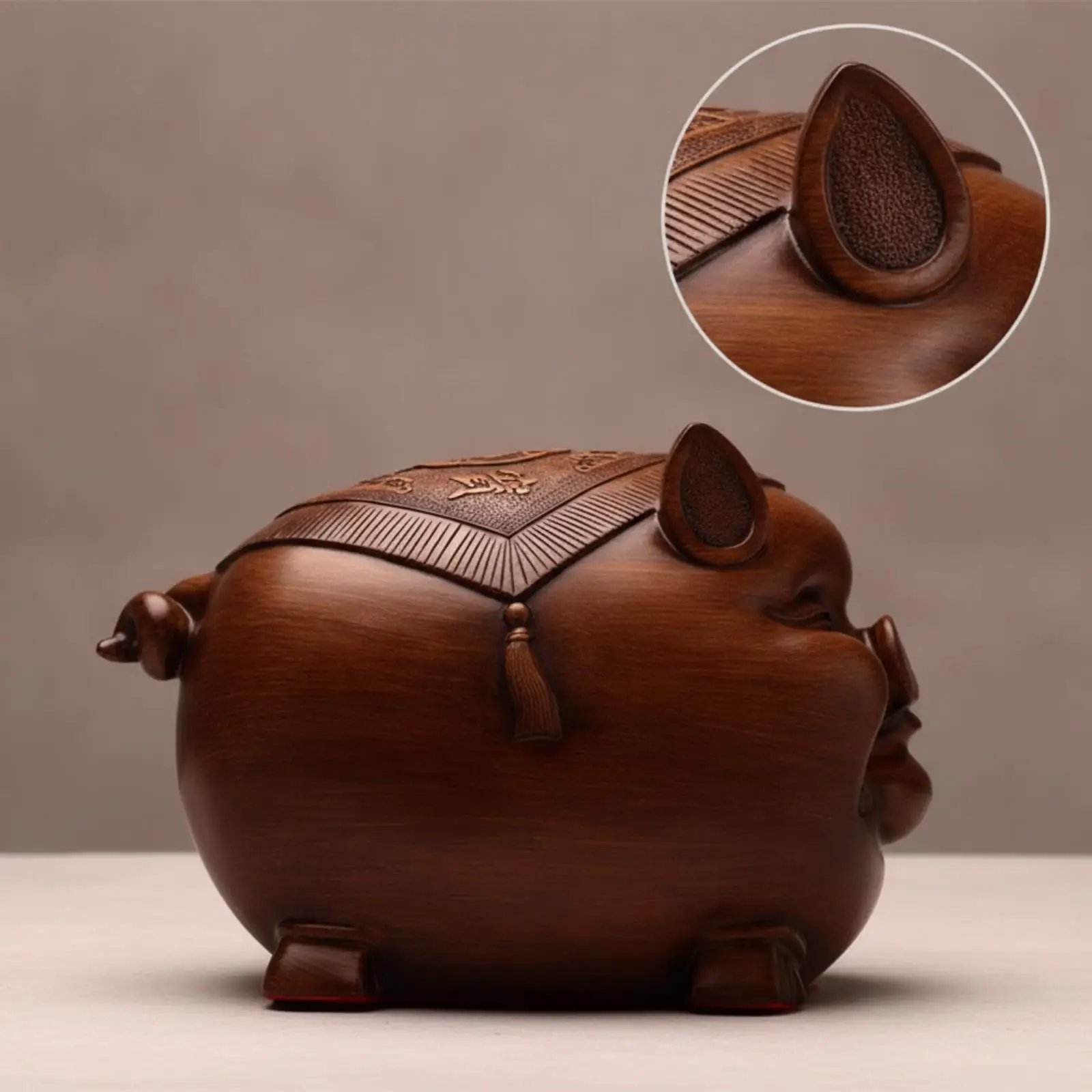 Pig-Shaped Coin Bank Bank Decorative Resin Piggy Bank Chinese-Style Pig Currency Box Ornate Sculpted for Home Decor Enthusiasts