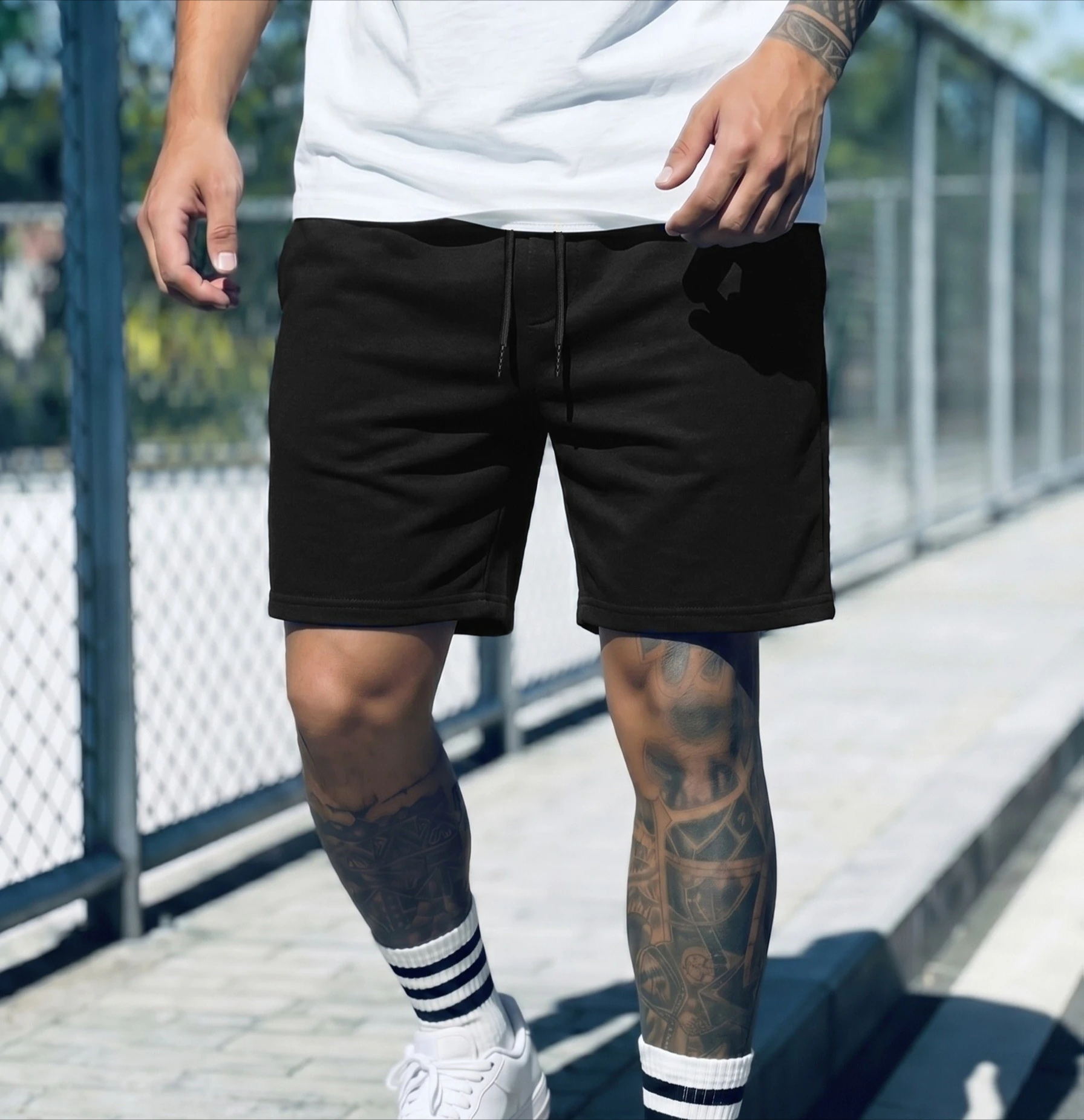 Men's multi-colored knit shorts breathable and comfortable casual shorts with an elastic drawstring waistband and slight stretch