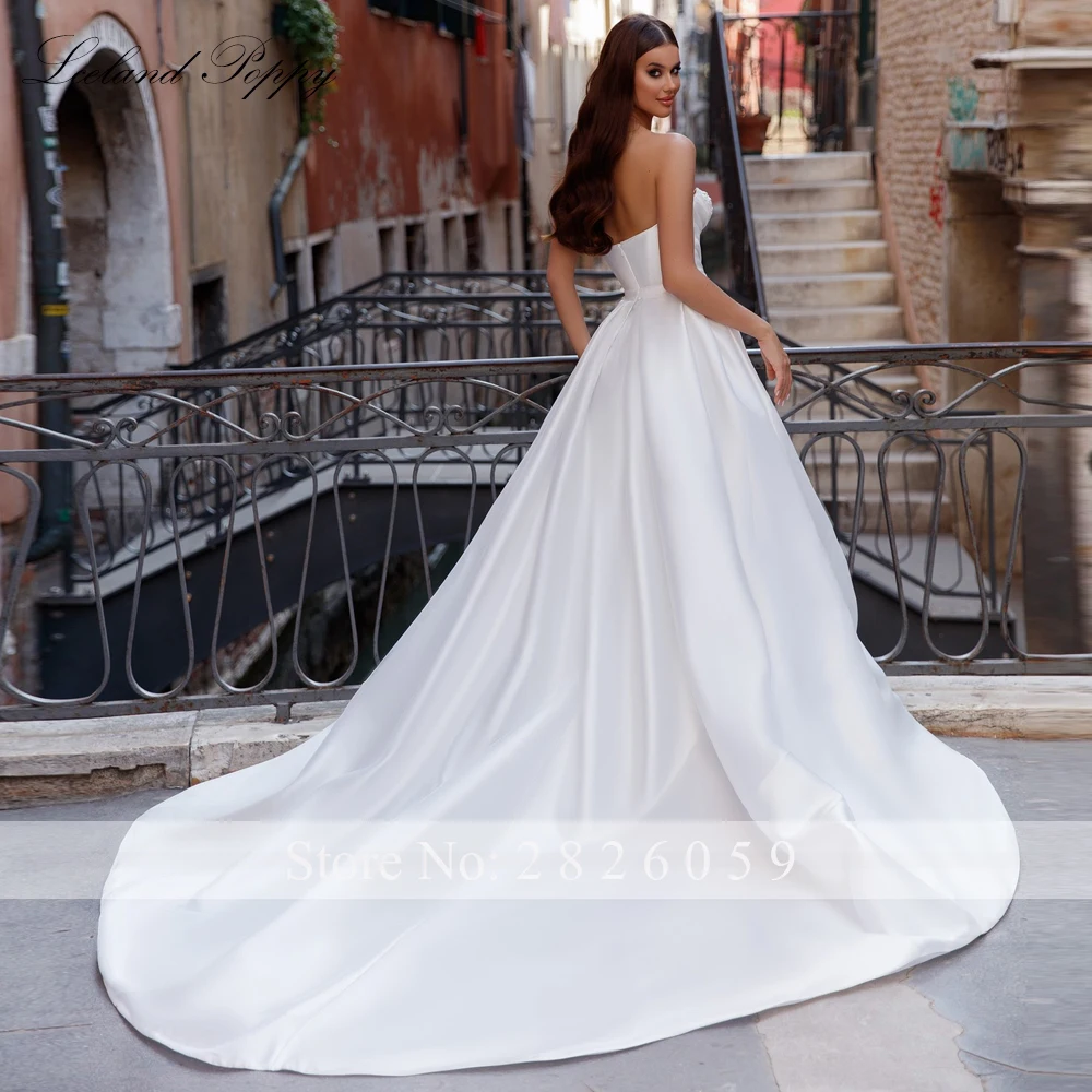 Lceland Poppy Customized A Line Strapless Satin Wedding Dresses Pleated Beaded Bridal Gowns with Chapel Train