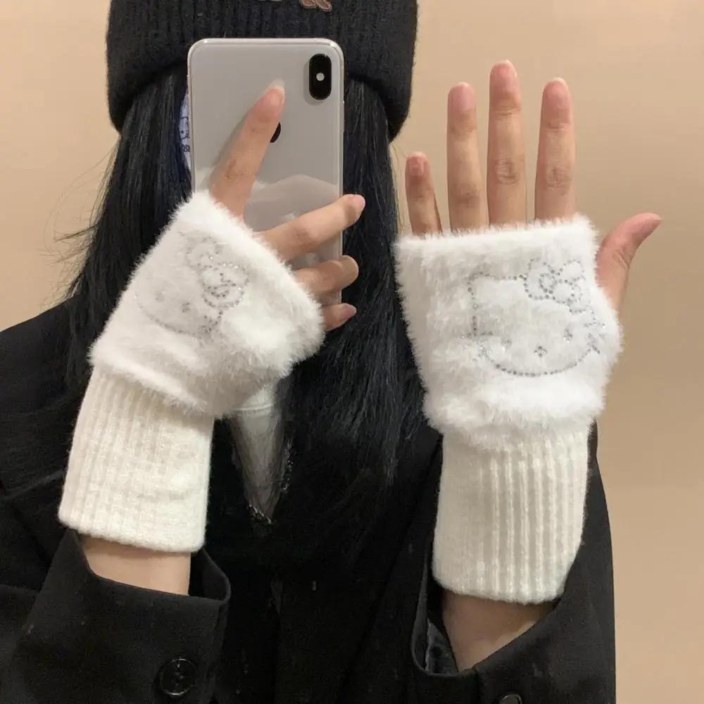 Kt Anime Sanrios lindo Hello Kitty guantes de medio dedo de felpa pajarita Kawaii de dibujos animados suave espesar protección cálida del estudiante frío