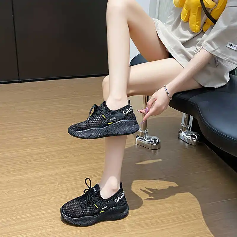 Botas de tacón grueso y fino para mujer, zapatillas clásicas, zapatos de otoño, botas deportivas, corredores de alta calidad