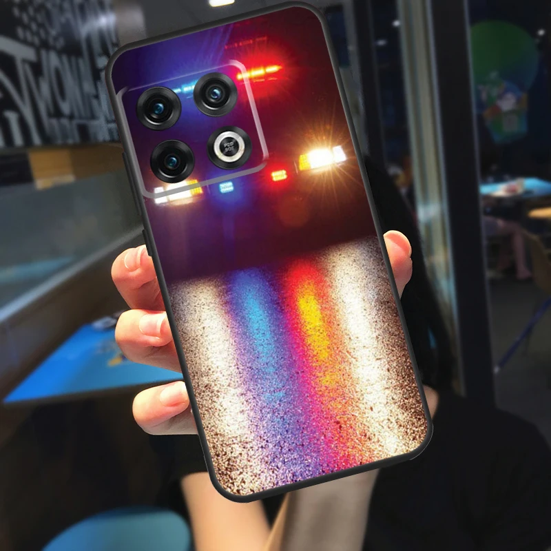 سيارات الشرطة الخفيفة في الليل Funda ل OnePlus 13R 13 12 R 11 9 10 Pro 8T 9RT 10T OnePlus Nord CE 4 2 3 Lite N20 N30